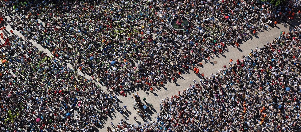 crowd